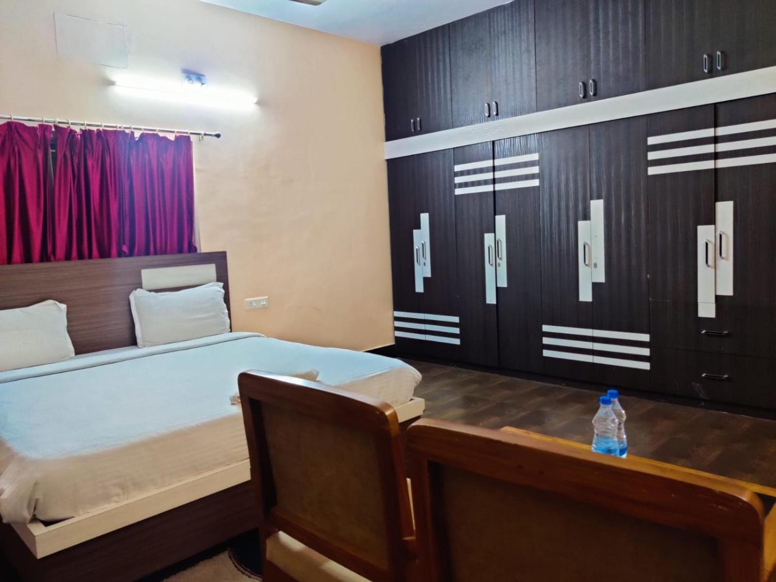 Chetan Inn Hotel Bhubaneswar Dış mekan fotoğraf