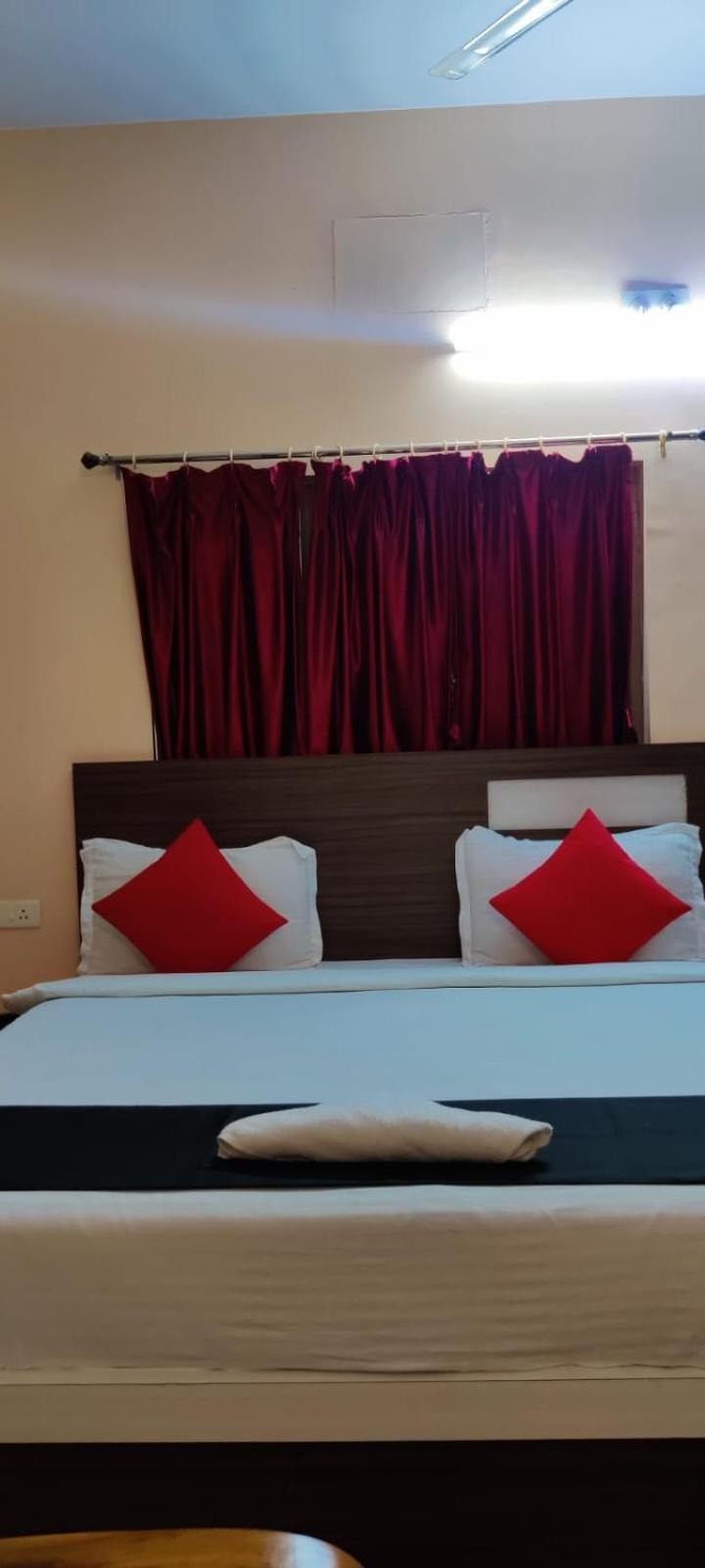Chetan Inn Hotel Bhubaneswar Dış mekan fotoğraf