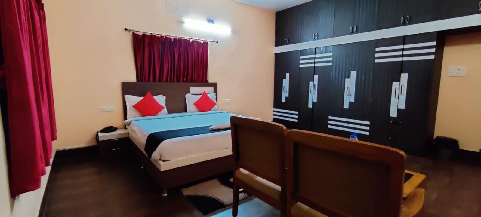 Chetan Inn Hotel Bhubaneswar Dış mekan fotoğraf